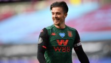 ОФИЦИАЛНО: Звездата на Астън Вила преподписа с тима