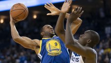 Голдън Стейт набира скорост