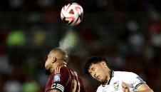 Венецуела тресна Боливия и е пред историческо класиране на Мондиал