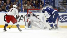 Светкавиците нямат спиране в НХЛ