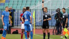 С тази защита ЦСКА може да бие само Верея. Съдията ощети армейците