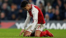 За Алексис Санчес само парите са важни