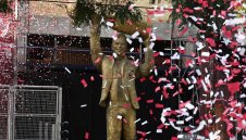 Ривър Плейт почете Марсело Гаярдо с 8-метрова статуя