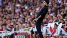 Арсенал цака Тотнъм за още един трансфер