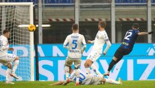 Интер се промъкна на ¼-финалите за Купата през иглени уши