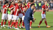 Николай Митов остава в Левски 