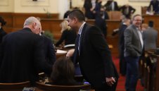 Министър Василев отговори на писмото от ФИФА и УЕФА