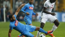 Челси набеляза нов защитник на Наполи