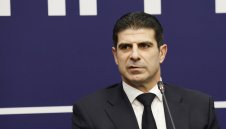 Девет клуба от Първа лига са застрашени да не получат лиценз