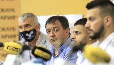 Трима щангисти ще се борят за две олимпийски квоти