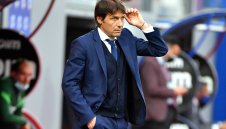 Антонио Контe поема Тотнъм