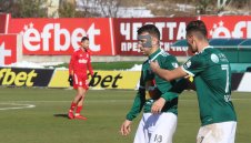 Официално: "Орлето" Брахими стана "канарче"