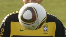 И Елано недоволен от рефера