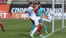 Арда продава Станислав Иванов?