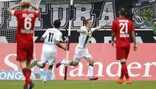 Гладбах е с единия крак в групите на Шампионската лига