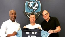 Изненада! Бивш селекционер на България си купи футболен клуб