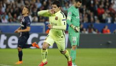 Блестящ Суарес, Барса бие в Париж с 3:1 