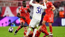 Байерн без трима важни играчи утре