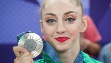 Клуб Левски-Триадица организира тържествено посрещане на Боряна Калейн