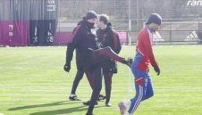 Шут отзад! Тухел подкара "крантите" на Байерн + ВИДЕО