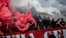 Позорно! Сектор "Г" се подигра с играчите на ЦСКА