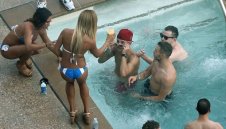 Манчестър Сити вади пачките за Уилшър