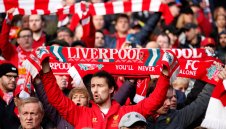 Барса няма право да купува от Ливърпул още 2 години