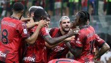 Гол от дузпа и после опълчение! Милан издрапа до 1:0 над Фиорентина