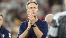 И селекционерът на Дания хвърли оставка