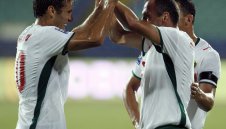 Стенли готов да играе отново за България!