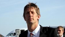 Семейна трагедия остави Ван дер Сар в Холандия