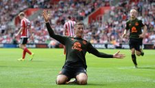 Евертън съсече "светците"