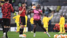 Лудост! Погба, Кавани и още 15 бягат от Ман Юнайтед