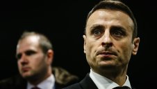 Тежки наказания: УЕФА наказва Бербатов и вади отборите ни от Европа? + ВИДЕО