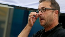 Желко Петрович дава Ботев на ФИФА