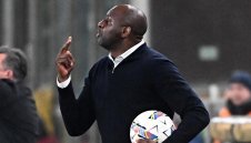 Легенда на Арсенал поема Рома?