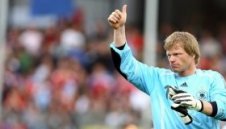 Фен измина 6500 км. с колело, за да вземе автограф от Кан