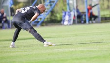 Остава ли? Левски реши съдбата на Ники Михайлов