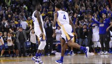 Грийн отново блести за Уориърс