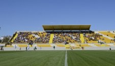 "Канарчетата" отлитат от Колежа