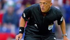 Колина: Вратарите ще бъдат наказвани, ако не си стоят на голлинията