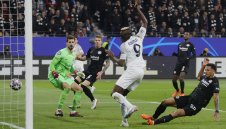 Наполи даде заявка за нещо голямо в Шампионската лига