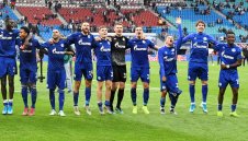 "Наследникът на Нойер" май ще финтира Байерн