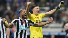 Нюкасъл излетя на второто място