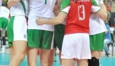 България се разправи с Португалия пред обидно малко публика