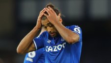 Нападател напуска „карамелите“ след 9 сезона вярна служба 