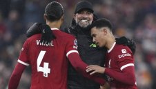 Ливърпул продължава мечтата към квадрупъла + ВИДЕО