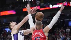 Ню Орлиънс приключи сезона на Везенков и Сакраменто