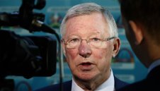 Сър Алекс: Жозе се справя доста добре начело на Юнайтед