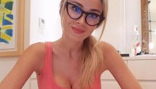 Спортната журналистка Дилета Леота